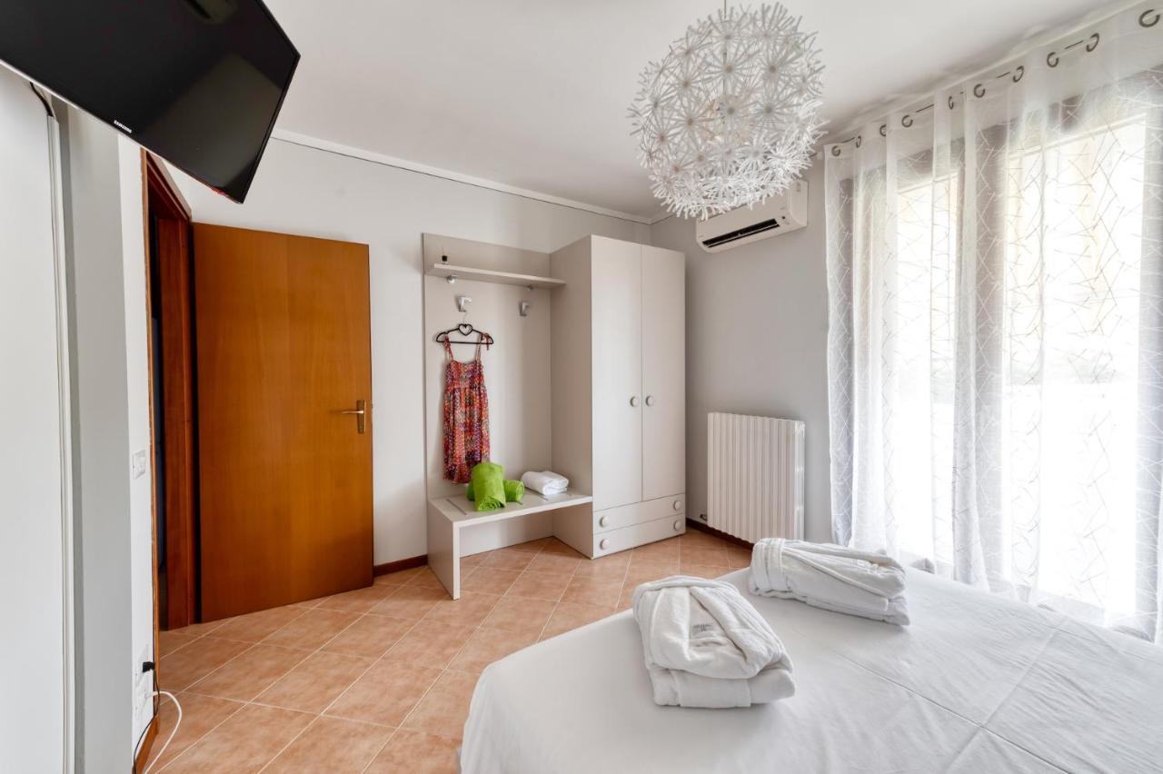 Wolf House - Sirmione Holiday 외부 사진