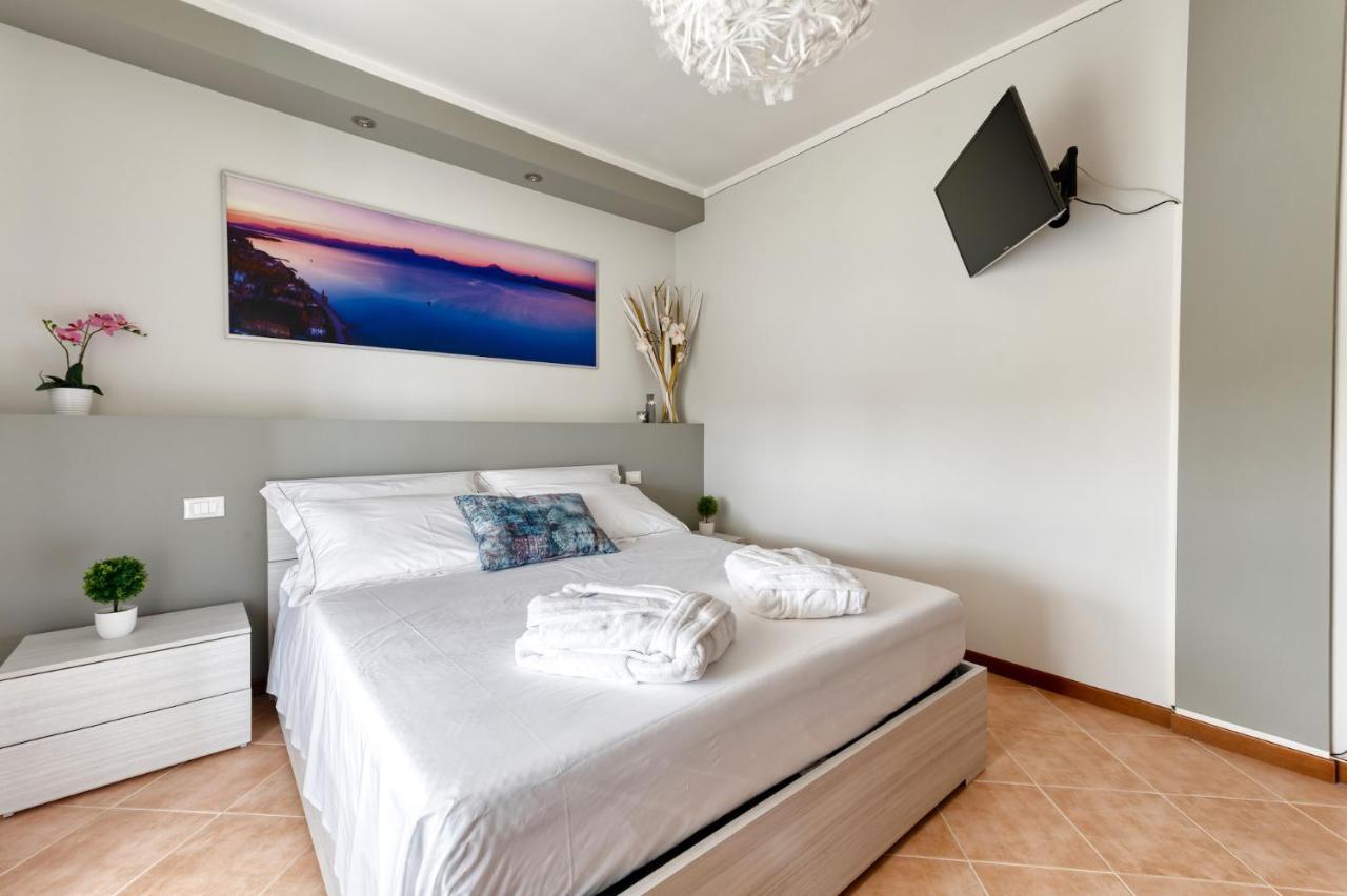 Wolf House - Sirmione Holiday 외부 사진